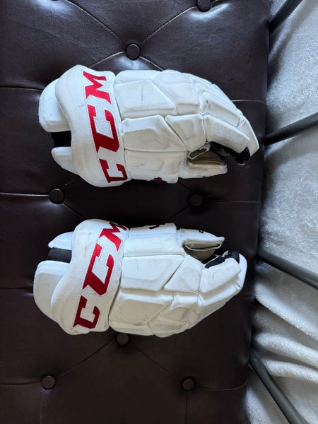 CCM HG45C Gloves 15" (Used)