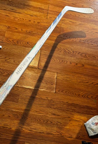 Intermediate Bauer Proto-R Right Handed Hockey Stick P92 Pro Stock (New)