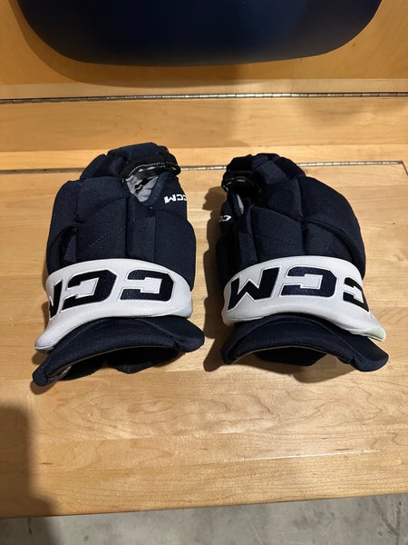 Colorado Avalanche CCM FT1 14” Gloves Flex Thumb