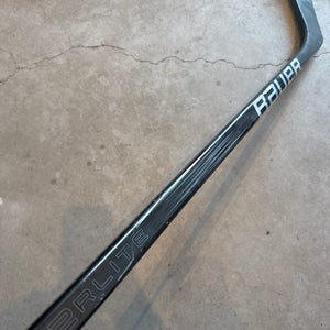 P92 65 Flex Senior Bauer Vapor Hyperlite 2 Left Hand Hockey Stick Pro Stock (Used)