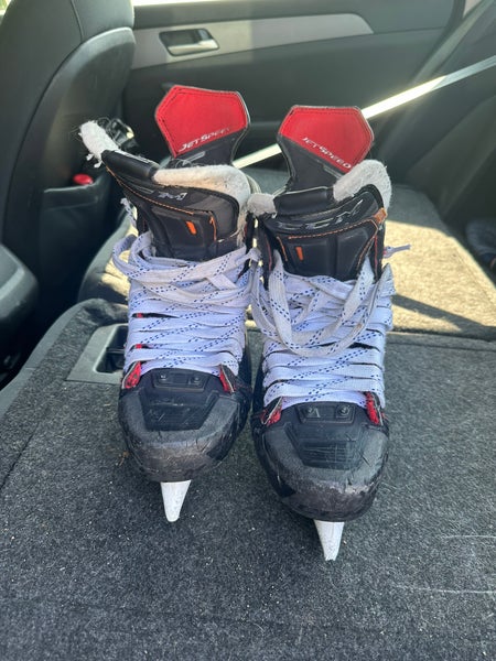 ( Any Fair Offer I will Accept) 2021 CCM JetSpeed FT4 Hockey Skates Regular Width  Size 9
