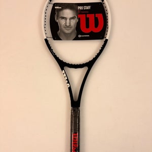 NEW Wilson Pro Staff 97 V12 Countervail Tuxedo, 4 1/8