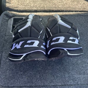 Used CCM Tacks 9080 Gloves 12"