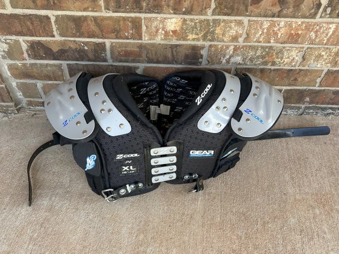 Extra Large Youth Gear Pro Tec Z-Cool Shoulder Pads (Used)