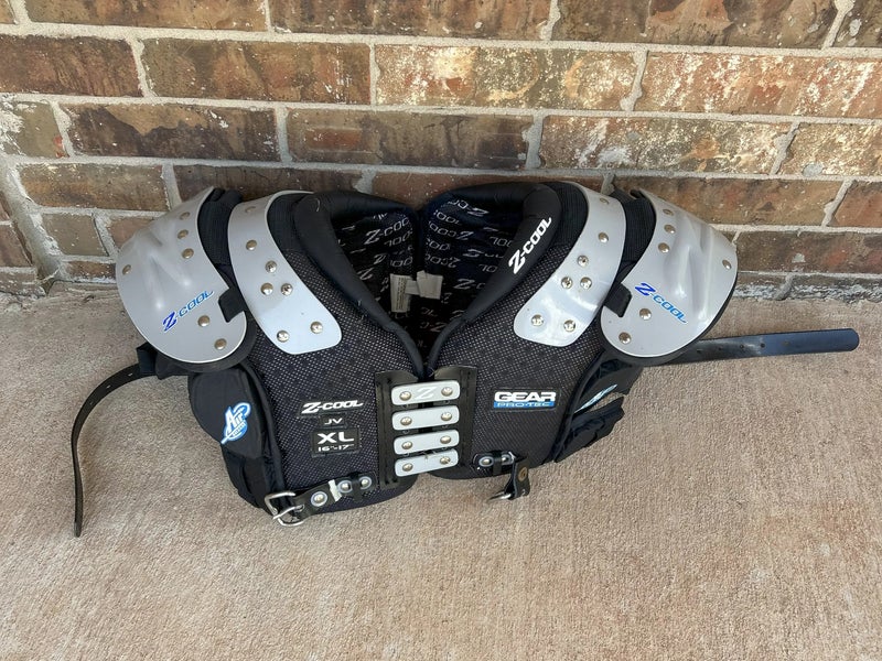 Extra Large Youth Gear Pro Tec Z-Cool Shoulder Pads (Used)