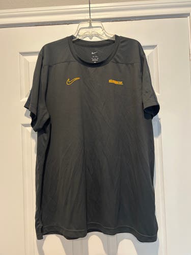 Gray XXL Men's Nike Shirt (Used)