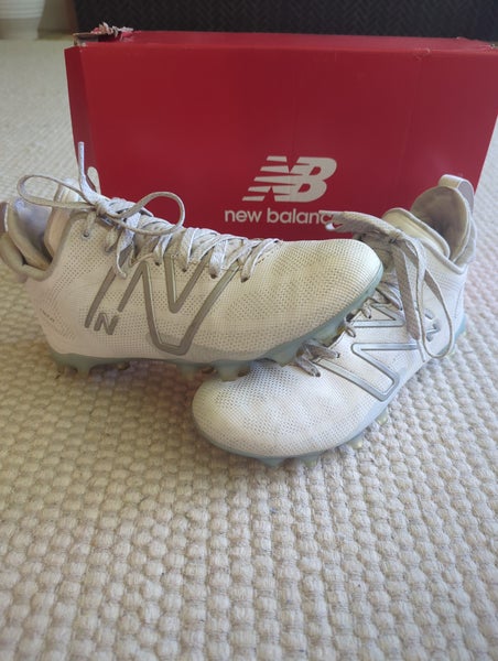 White Men's Size M 9.5 (W 10.5) Adult New Balance Mid Top (Used)