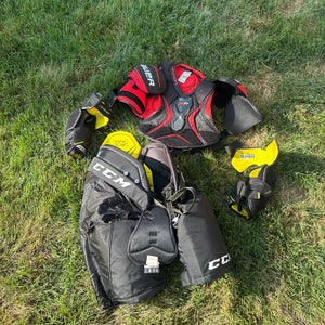 Bauer Shoulder/ Elbow/ Pant Boundle