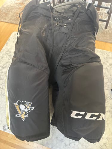 XL Senior CCM HPUCLP Hockey Pants (New)