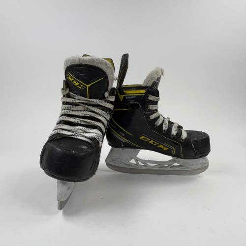 CCM Super Tacks 9380 Size 1 Junior Hockey Skates