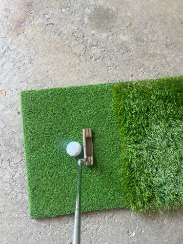 Silver 2008 Mizuno Blade Right Handed Putter Uniflex (Used)