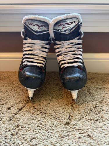 Bauer Vapor 5x pro Hockey Skates Regular Width Youth 12 (Used)