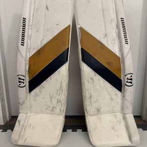 Warrior Ritual G6 E+ Goalie Leg Pads, Junior 30” White + Pad Skinz (Used)