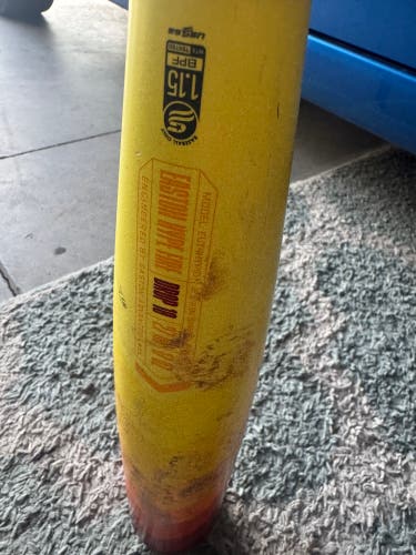 Easton Hype Fire Composite USSSA Certified Bat (-10) 17 oz 27" (Used)