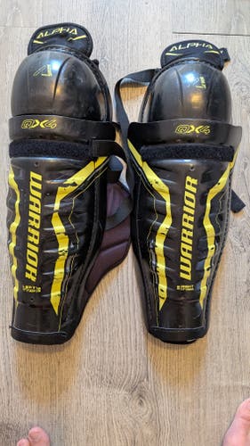 Senior Warrior Alpha QX4 17" Shin Pads (Used)