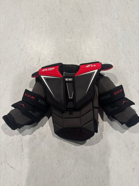 Large  CCM eflex 2.9 Goalie Chest Protector (Used)