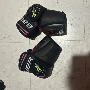 Small Senior Bauer VAPOR 2X PRO Elbow Pads Pro Stock (Used)