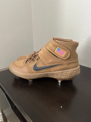 RARE FIND Home Of The Brave Nike Alpha Huarache Elite 2 Metal (New) M 12.5