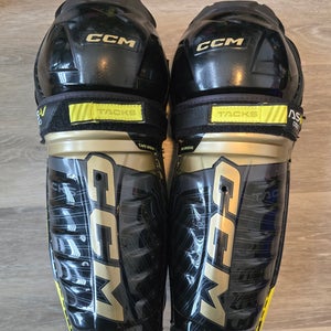 Junior CCM ASV Pro 12" Shin Pads (Like New!)