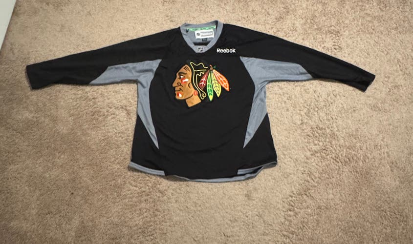 Reebok Chicago Blackhawks Jersey X-Large