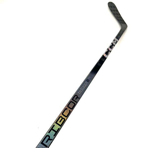 CCM Trigger 8 Pro LH 85 Flex P29 - RH1188