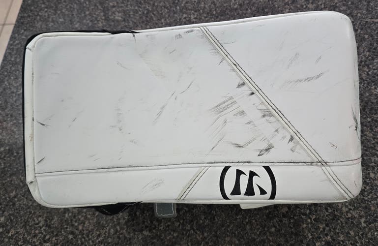 Warrior Ritual G6 E+ Regular (Used) Blocker and Glove