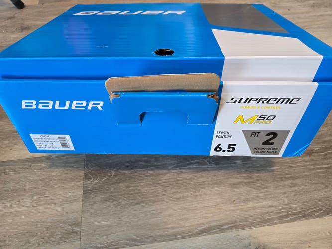 Bauer Supreme M50 Pro Hockey Skates Regular Width 6.5 (New)