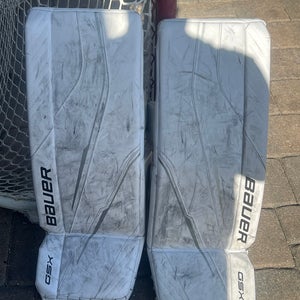 Intermediate Medium  Bauer GSX Goalie Leg Pads (Used)