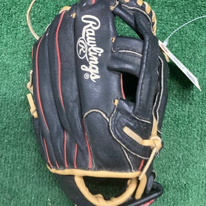 Black Rawlings Highlight Series RH Baseball Glove 11.5" (Used)