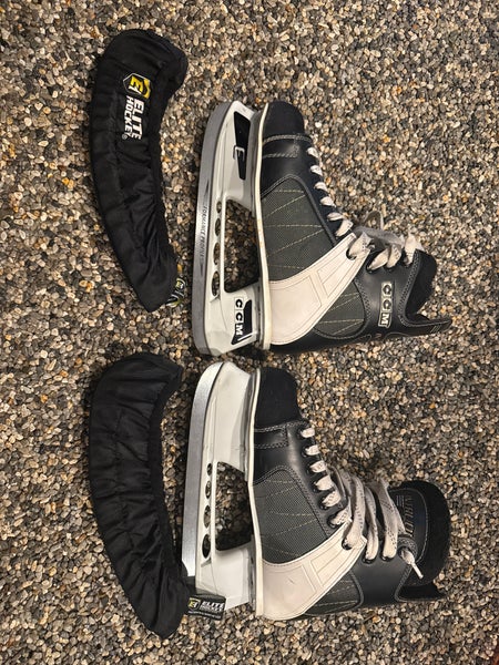 CCM Intruder Hockey Skates  9 (Used)