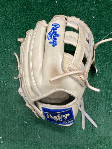 Brown Rawlings Heart of the Hide RH Baseball Glove 12.25" (Used)
