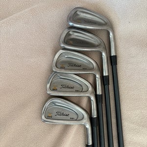 Titleist DCI 981 Right Handed Iron Set Senior Flex 5 Pieces Graphite Shaft (Used)