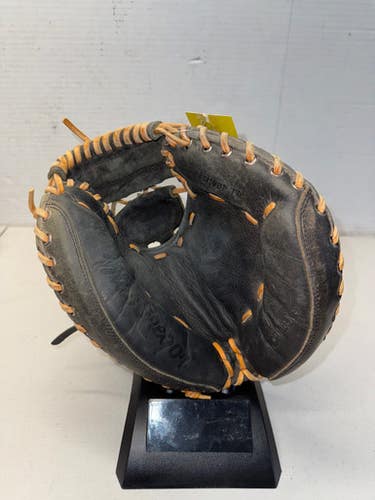 Used MacGregor MCCM101X BB/SB Catchers RH Throw Brown And Black 33" 11835-S000196965