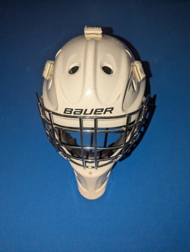 Junior 2020 Bauer 930 Goalie Mask (Used)