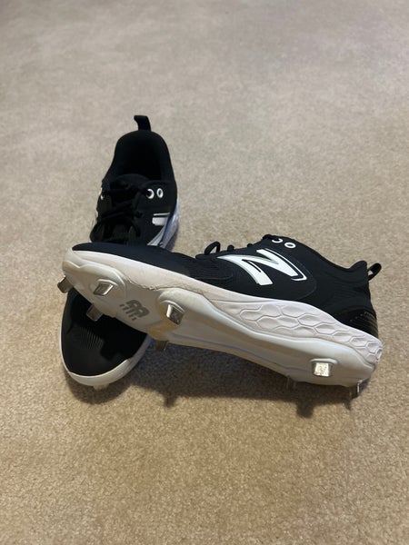 Black men’s New Balance 3000 size 9.5 - worn one time