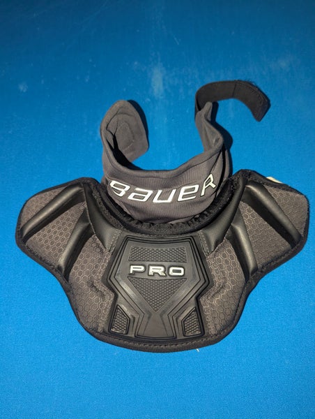 Junior Bauer Pro Goalie Neck Guard(Used)