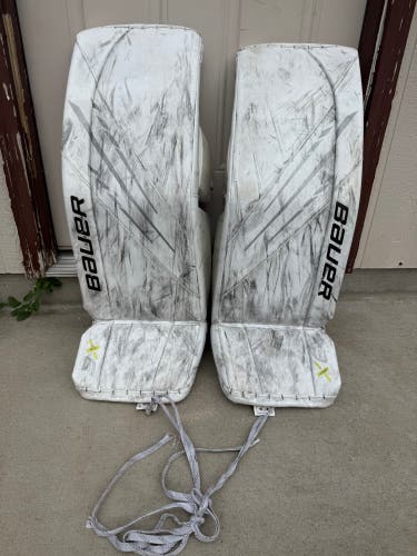 Large Bauer Vapor 3X Goalie Leg Pads (Used)