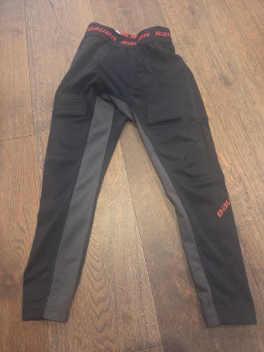 Black Small boys Unisex Bauer Compression Pants with cup and velcro (Used)