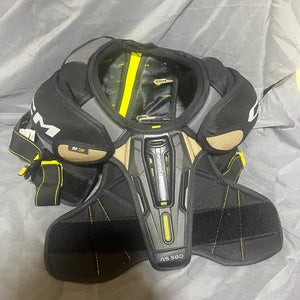 CCM Tack AS580 shoulder pad