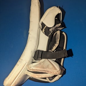 2022 CCM Axis 2 Regular (Used)