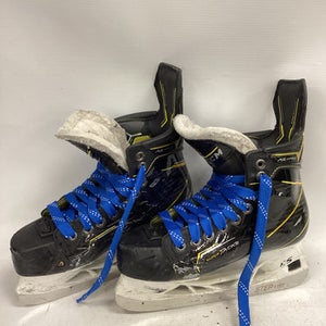Used CCM SUPERTACKS AS3 PRO Junior Hockey Skate Junior 05 11851-S000035323