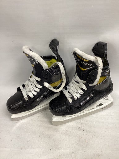 Used Bauer SUPREME 3S PRO Junior Hockey Skate Junior 04 11851-S000035298