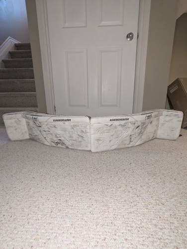 2020 30" Warrior Ritual G6 E+ Goalie Leg Pads (Used)