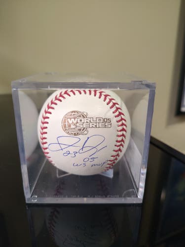 Official 2005 MLB World Series Baseball Signed by World Series MVP Jermaine Dye