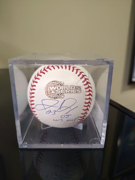 Official 2005 MLB World Series Baseball Signed by World Series MVP Jermaine Dye