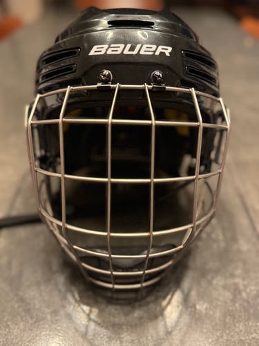 Bauer RE-AKT 75 Helmet with Cage, Medium