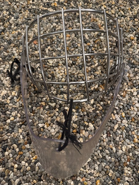 Bauer Goalie Mask Cage With Dangler (Used)
