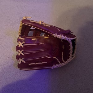 Rawlings Baseball Glove