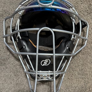 FORCE3 Traditional Defender Catcher's Mask with Patented S3 Shock Suspension System Silver Black