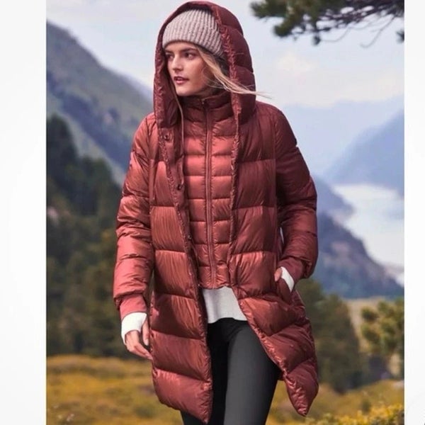 Athleta Lofty Down Burgundy Super Light Goose Down Puffer Parka Coat Size: M